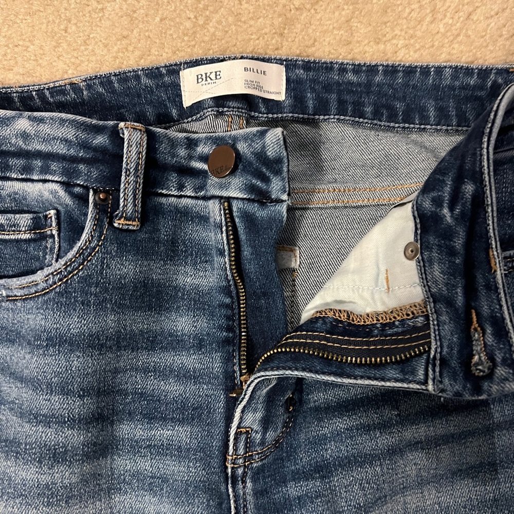 BKE Billie slim fit straight leg cropped jeans - Picture 5 of 9